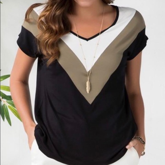 🌟SALE 2/$10.00‼️ MILAN KISS Women’s Black/Olive Color Block Tee size M - Picture 8 of 8